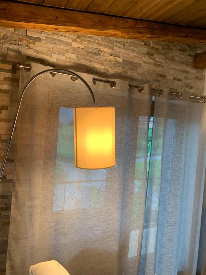 ドメッジェ・ディ・カドーレ Mansarda La Soffittaアパートホテル エクステリア 写真